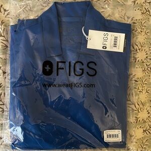 FIGS scrub top